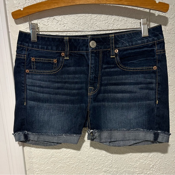 American Eagle Outfitters Pants - American Eagle 🦅 women’s size 4 jean shorts.